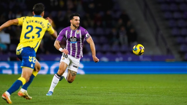Cedidos Valencia CF: Cömert y Cenk consuman el descenso con el Real Valladolid