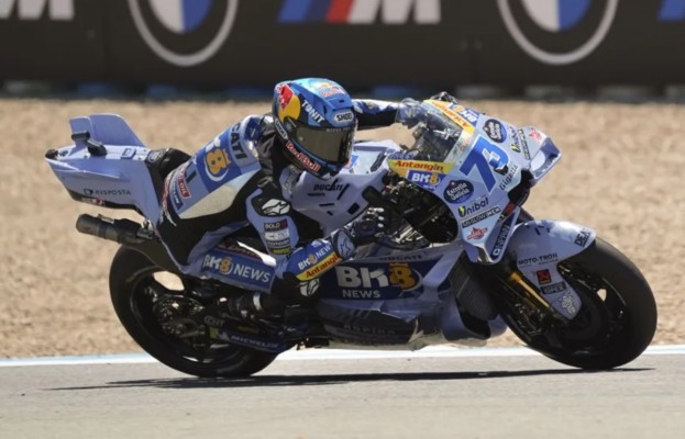 Alex Márquez reina por primera vez en MotoGP y arrebata el liderato a Marc