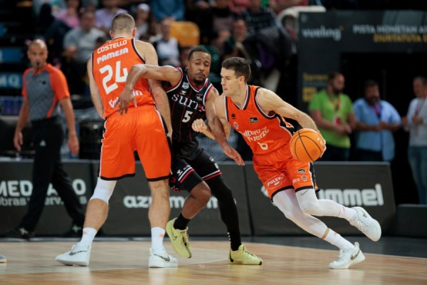 El Valencia Basket se abona a los 100 puntos
