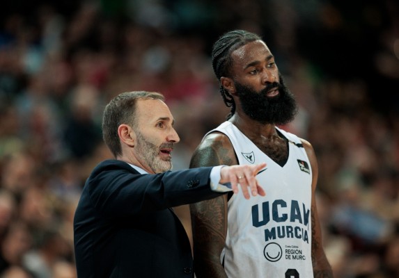 El UCAM CB vence en la prórroga un partido en el que fue 20 arriba y sigue con su buena racha viajera