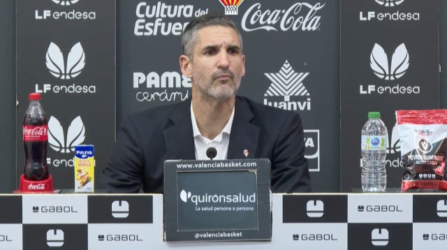Rubén Burgos: 