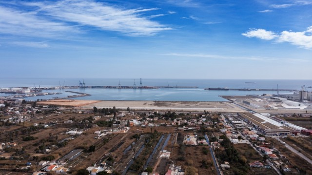 Gimeno Logística quiere expandirse en la dársena sur: solicita una concesión de 46.000 metros cuadrados