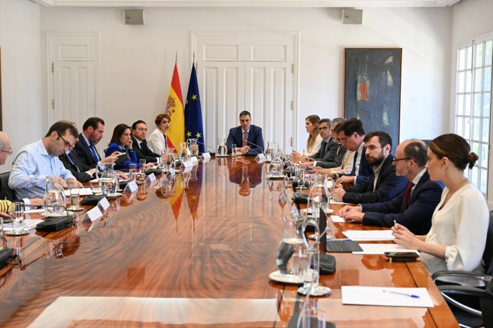 El presidente Pedro Sánchez, presidiendo la reunión del Consejo de Seguridad Nacional por el apagón - 