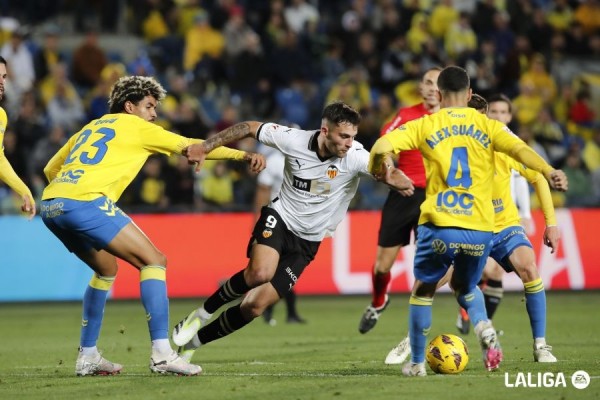 El Valencia perdió en sus últimas cuatro visitas a Las Palmas y no gana desde hace 23 años