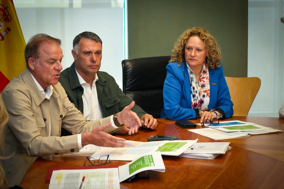 Torrent analiza con los directores el Plan Edificant para la mejora de las infraestructuras de los colegios públicos