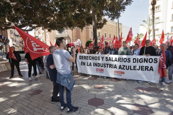 UGT y CCOO llaman a la movilización 
