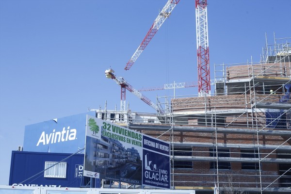 El Euríbor registra en abril su mayor caída en más de 15 años y se coloca en el 2,143%