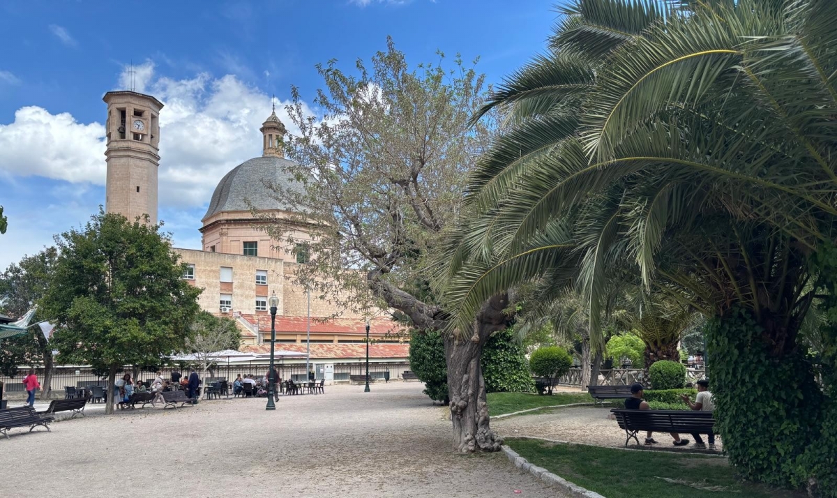 Alcoy licita el servicio de apertura y cierre de tres parques: 50.000 euros por dos años