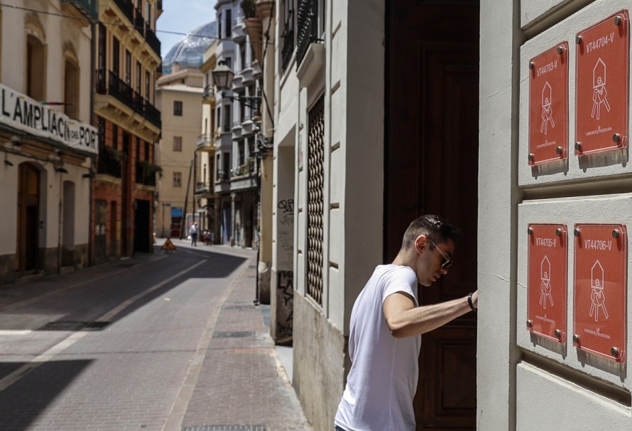 Alboraya suspende la concesión de licencias de apartamentos turísticos durante un año