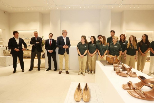 Tempe Inditex estrena nueva tienda 'For&From' gestionada por APSA en San Vicente