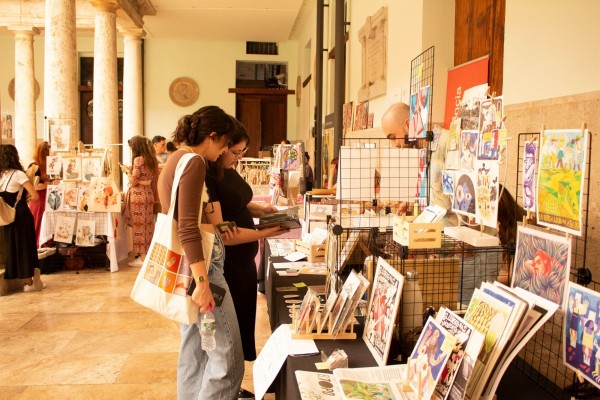 La Nau acoge las Jornadas de Ilustración de València con el arte urbano como protagonista