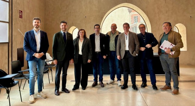 Las Comarcas Centrales analizarán la demanda de viajeros del tren Alcoy-Xàtiva buscando mejorar el servicio