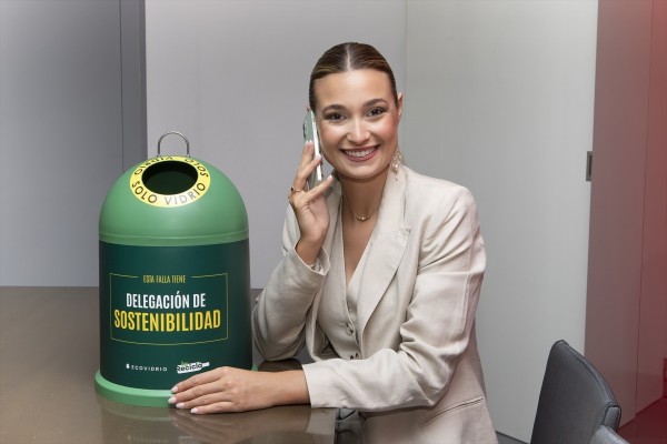 La Falla San Vicente de Paúl-Diputada Clara Campoamor gana 'La Reciclà' 2025