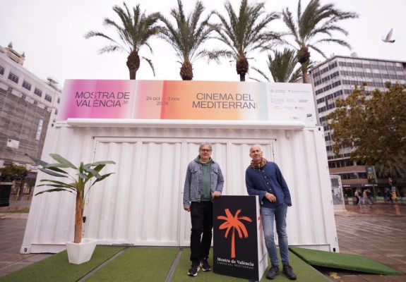 Los valencianos Emilio Encabo Lucini y Àlex Andrés
presentan en La Mostra ‘Ser real’ 