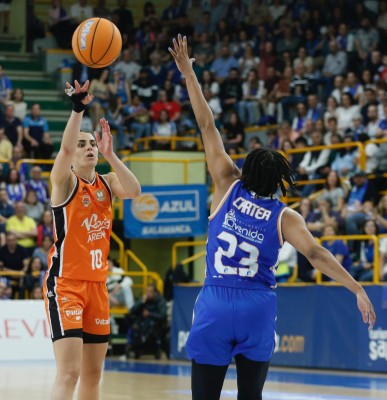 Tablas en Salamanca y la semifinal se decidirá en la Fonteta