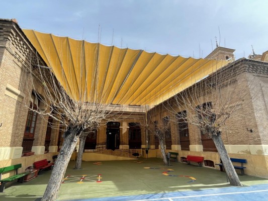 Murcia instalará otros 31 toldos en los colegios y el Plan Sombra cubre ya el 75% de los centros de Primaria
