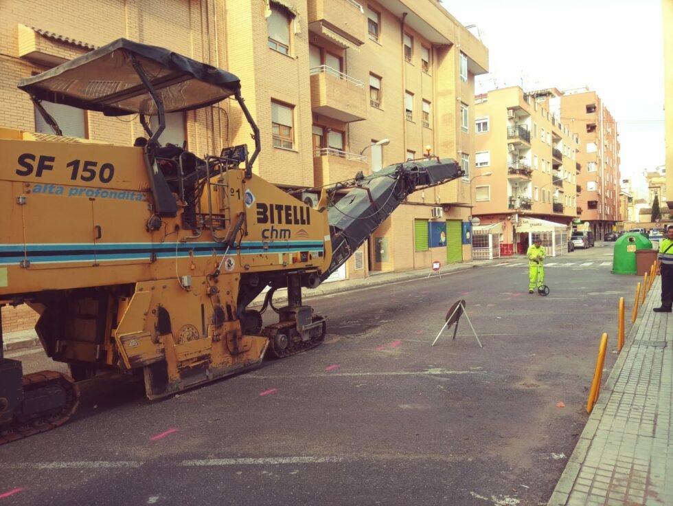 Villena adjudica a Pavasal el mantenimiento de calzadas y caminos por 512.000 euros