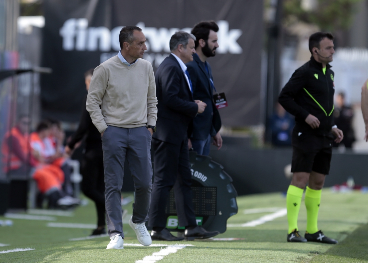 Oltra cree que el partido en Almería es de 