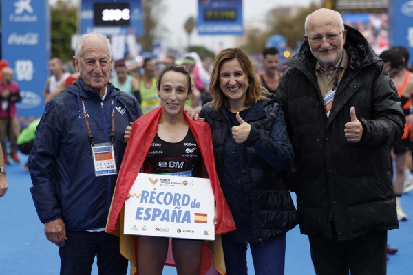 Boulaid Kaoutar, pulveriza el récord de España femenino el Medio Maratón Valencia