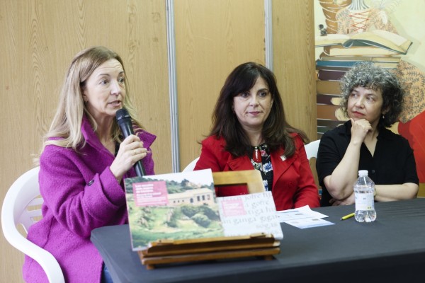 La UJI presenta en la Feria del Libro las novedades de las publicaciones vinculadas al territorio