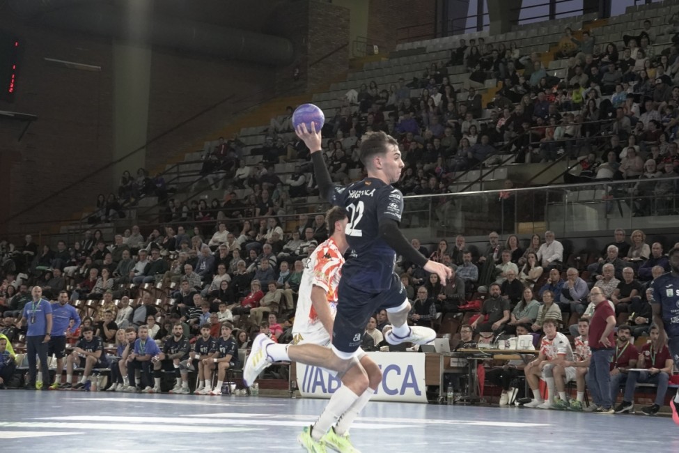Balonmano Benidorm - Foto: PLAZA