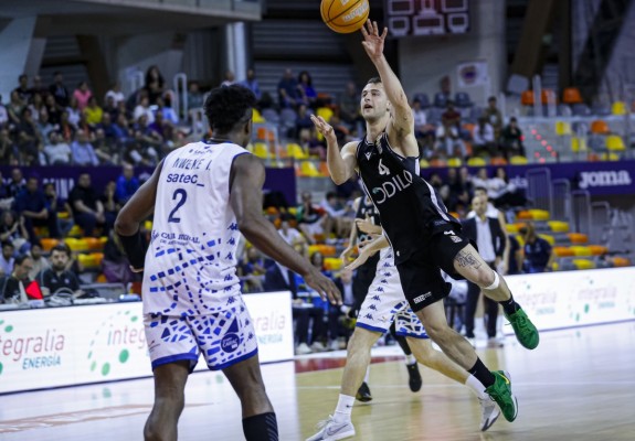 El Odilo gana al Oviedo por 72-71 y Cartagena vivirá los play off de ascenso a la Liga Endesa