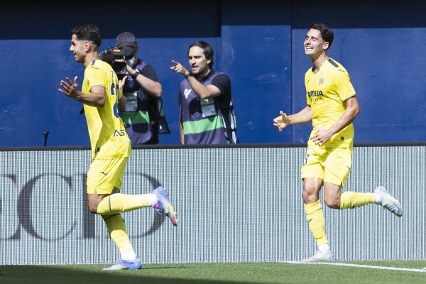 Ayoze aspira a coger el testigo de Gerard Moreno como goleador nacional del Villarreal