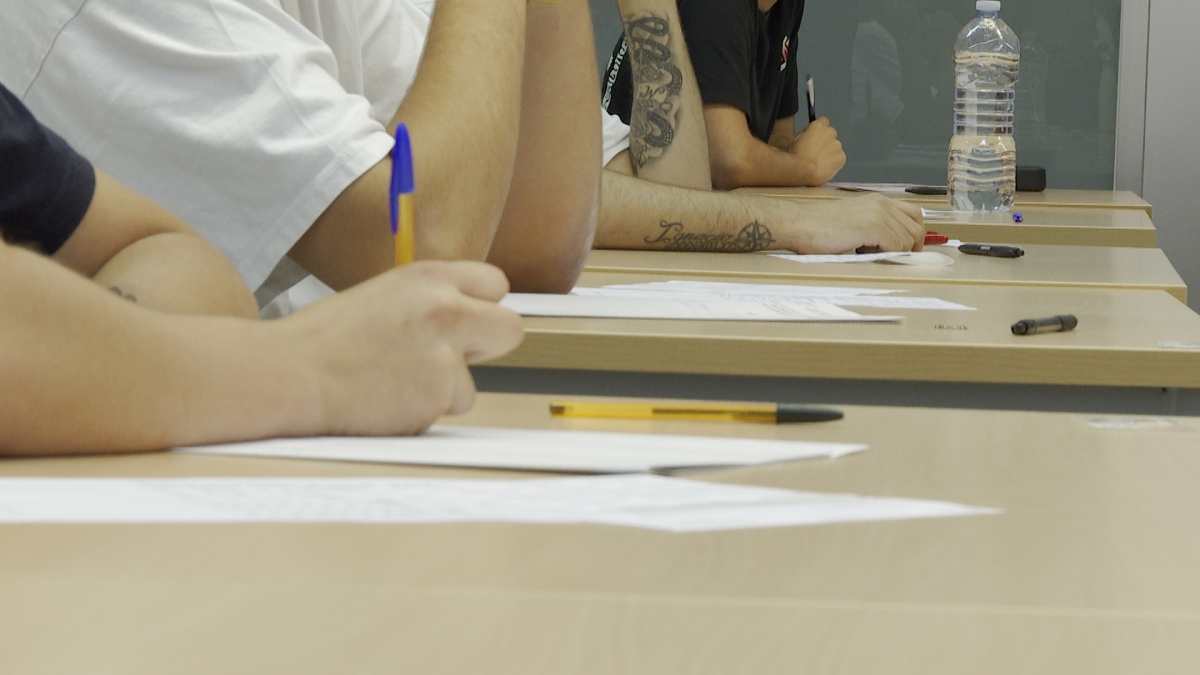 Convocadas las pruebas de valenciano de la Junta: 4 de octubre, la escrita; 18 y 25, oral