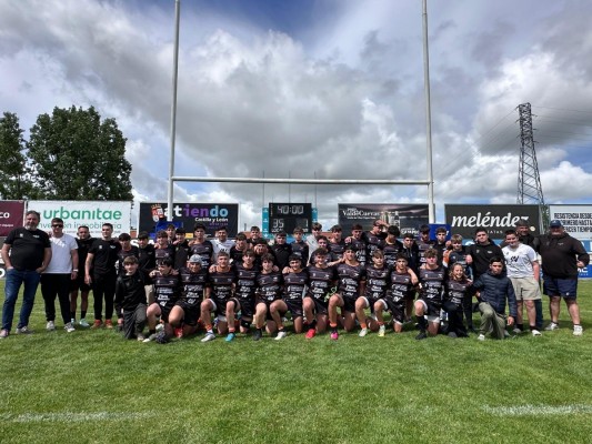 El equipo M16 de la Academia Les Abelles-Quality Brokers, campeón de España