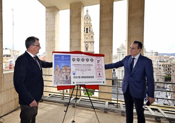 La Catedral de Murcia y el 1200 aniversario de la ciudad serán los protagonistas del décimo de Lotería Nacional este próximo sábado