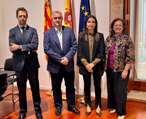 Las Uniones Profesionales de Valencia y Alicante piden que el informe de Competencia 