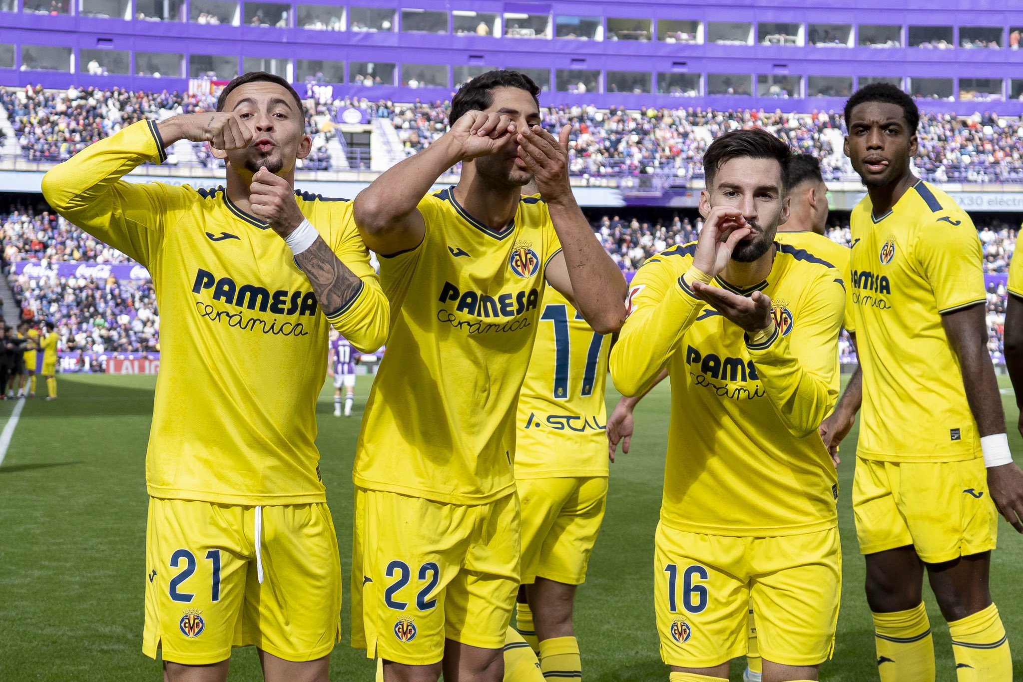 Vuelve Ayoze, vuelve la victoria: el Villarreal conquista Zorrilla con un gol postrero del canario 