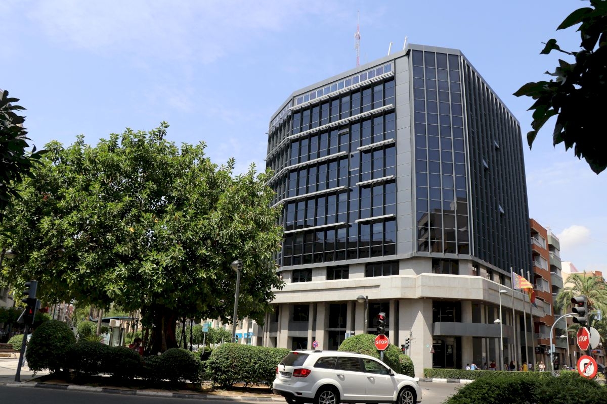 La oposición de Torrent cambia de estrategia al no poder desbancar al gobierno de Amparo Folgado