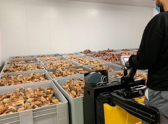 La lorquina Alinatur busca liderar el mercado de la alimentación animal en España con la compra de la alicantina Pet Snack