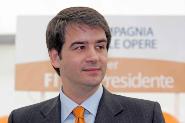 El comisario europeo de Cohesión se reunirá este jueves con Mazón y visitará zonas afectadas por la Dana