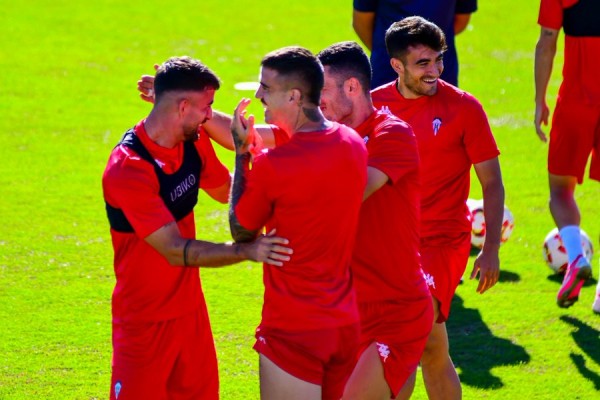 El Alcoyano visita al Mérida con la mirada puesta en el liderato
