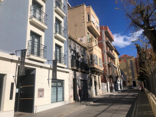 Compromís pide a Carrasco que controle los pisos turísticos tras 