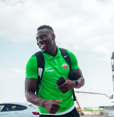 El Elche prepara la visita del Levante con las ausencias de Diaby y Rashani