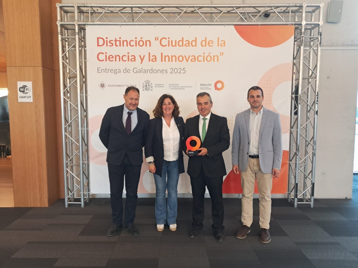 Aspe recibe el galardón “Ciudad de la Ciencia y la Innovación” en Reus
