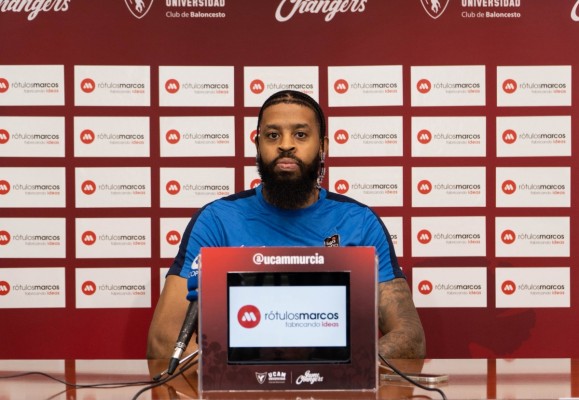 DJ Stephens echó en falta 