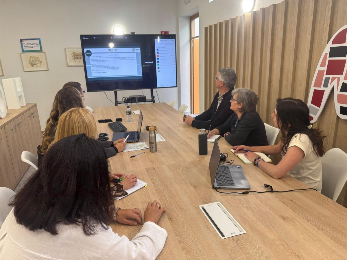 Un centenar de personas de l'Horta Sud recibe formación en sistemas de prevención de catástrofes