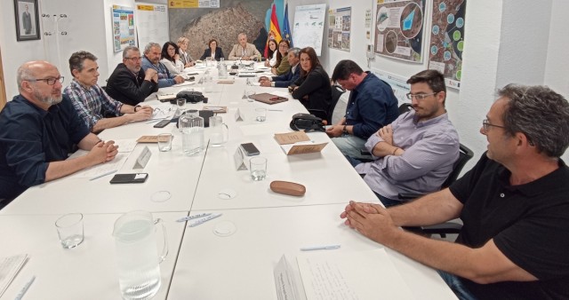 El MITECO destinará 11,5 millones para ayudar a la transición ecológica de la ganadería del Mar Menor