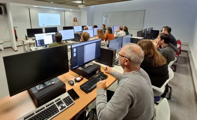 La formación en ciberseguridad e inteligencia artificial llega a los funcionarios: la Comunidad ofrece cursos para 3.500 personas