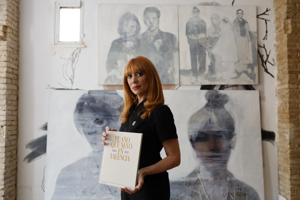 Paula Bonet vuelve a València a través de la postal de la ciudad nevada de Chirbes