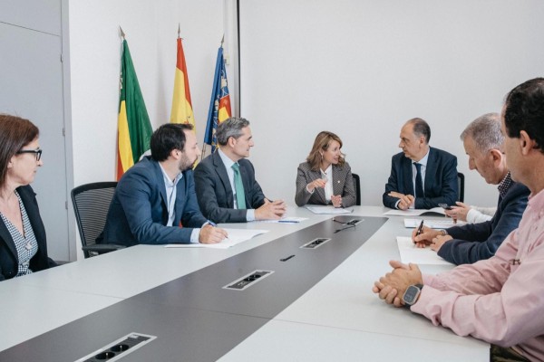 Castelló sella con la Conselleria el nuevo parking de Ferrandis Salvador para aumentar la oferta a 500 plazas