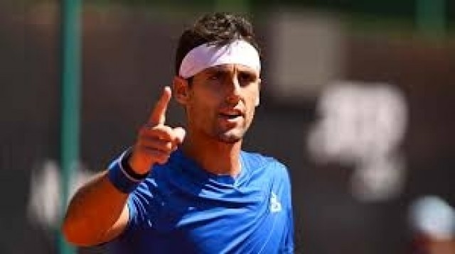 Taberner brilla en Roma y pasa a segunda ronda