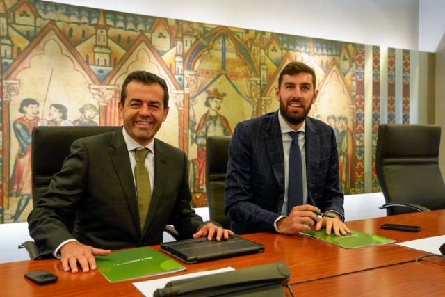 Vox aparta a Antelo como portavoz en la Asamblea y nombra en su lugar a Rubén Martínez Alpañez