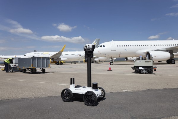 La robótica móvil busca su despegue mundial desde Castellón: el sector, que factura 3.000 millones, espera crecer en aeropuertos
