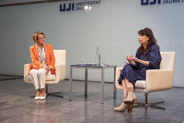 La ministra d'Igualtat participa a l'UJI en la trobada sobre la transversalitat de les polítiques de gènere
