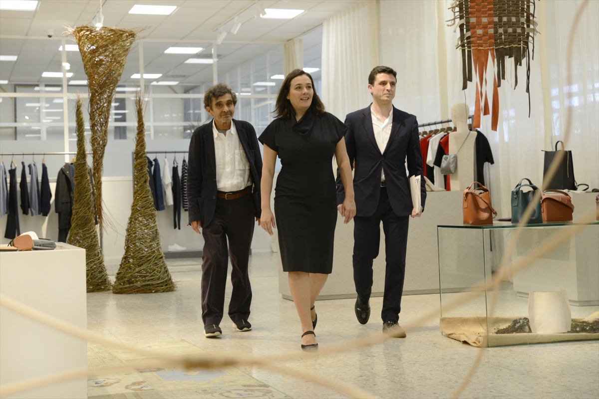 Adolfo Domínguez cesa a Antonio Puente como CEO y ficha en Inditex a su nuevo director general